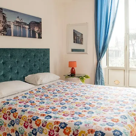 Rotonda Diaz Apartment *